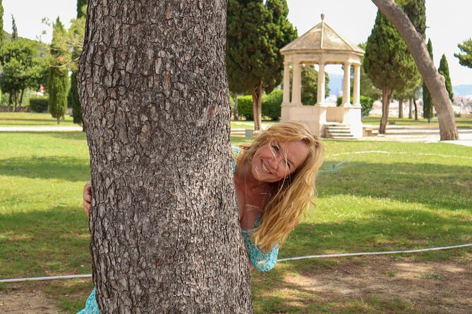 Split Private Tour with Professional Photos - Stop 5: Vestibulum, quick shots near the heart of the palace