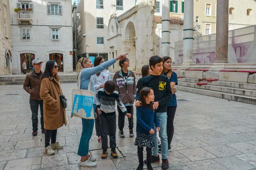 Split: Private Walking Tour for Families with kids (5-17y) - How to make the most of it with ages 5 to 17