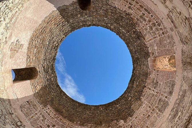 Split Private Walking Tour for Families with kids from 5-17 years - Palace substructures and Saint Domnius: history you can almost touch