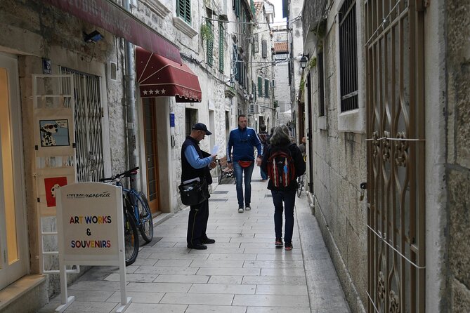 Split Private Walking Tour with a Local - Duration Options: Choosing 2 Hours vs. a Longer Split Stroll