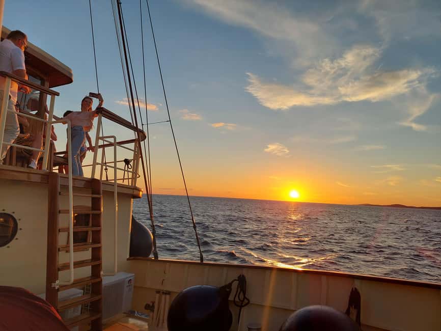 Split:Sunset Cruise with Live Music - What’s Not Included: Food, Snacks, and Your After-Cruise Dinner Plan