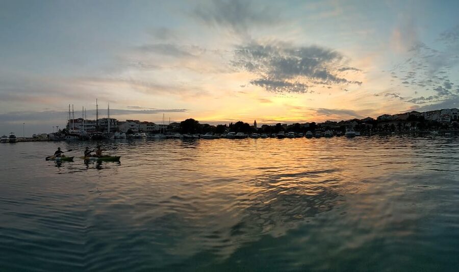 Split: Sunset Guided Kayaking Tour - Swimming, Walking, and Cliff Jumping: Choose Your Comfort Level