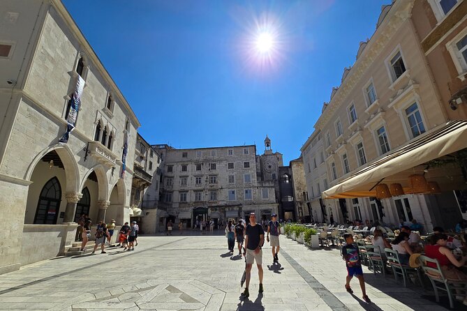 Split Through the Ages: History, Culture and Local Flavors Tour - Vestibule acoustics and the grand entrance idea
