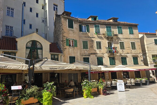 Split Through the Ages: History, Culture and Local Flavors Tour - Temple of Jupiter and the Golden Gate: boundaries inside the old walls