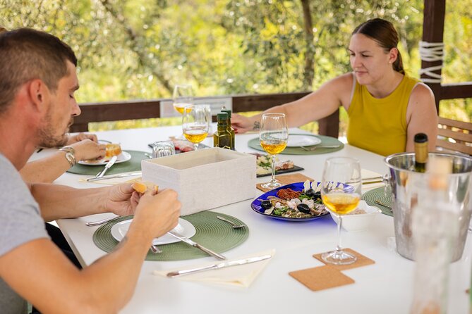 Split to Dubrovnik luxury transfer with 5course LUNCH INCLUDED - Service notes that matter: punctual pickup and the human touch