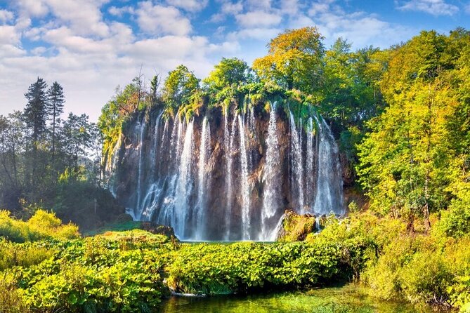 Split to Plitvice Lakes Private Tour with Local Guide - First hour at Plitvice Lakes National Park, skip-line entry included