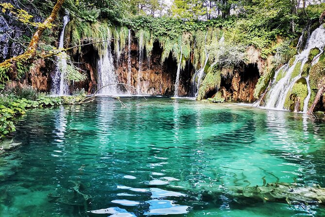 Split to Zagreb or airport Zagreb via Plitvice lakes for singles or couples - Price and value: what makes it feel fair