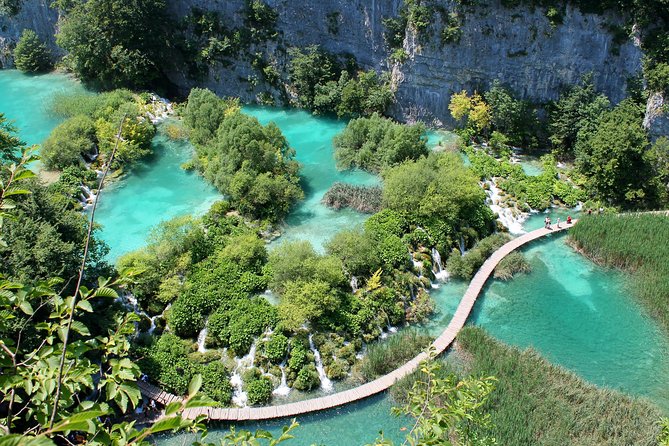 Split to Zagreb Private Transfer with Krka or Plitvice Lakes National Park - Choosing Plitvice Lakes National Park: UNESCO lakes plus electric boat and rail