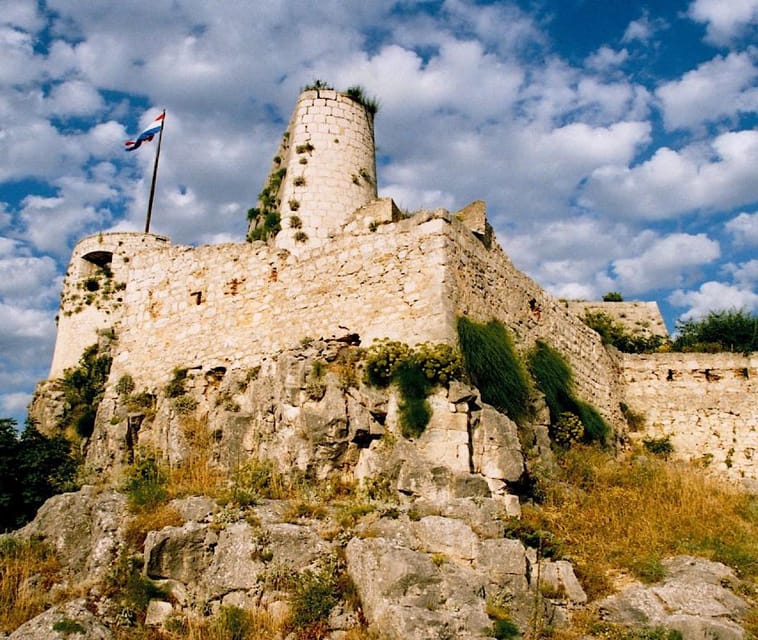 Split ,Trogir and Klis tour - How the air-conditioned van and pickup timing affect your day
