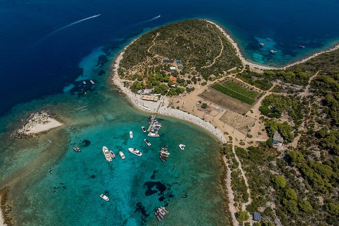 Split/Trogir: Blue Cave, Vis and Hvar Small Group Tour - Comfort, pace, and practical tips that make the day easier