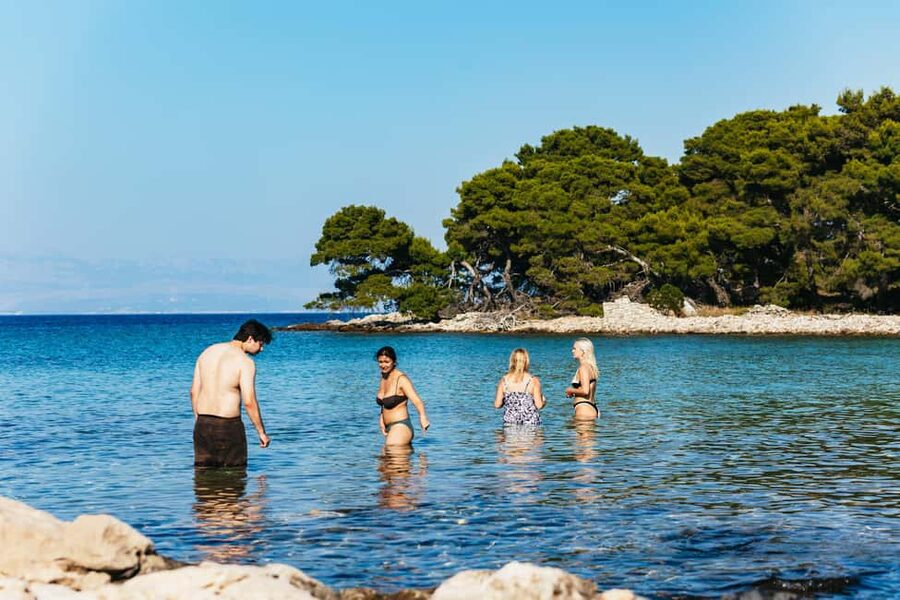 Split/Trogir: Blue Lagoon and 3 Islands Speedboat Tour - UNESCO Trogir stop: Cathedral of St. Lovre and Master Radovan doors
