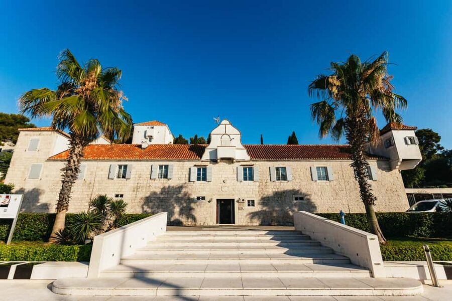 Split/Trogir: Blue Lagoon and 3 Islands Speedboat Tour - Blue Lagoon snorkeling and sun time: pine trees, pebble beach, and real turquoise