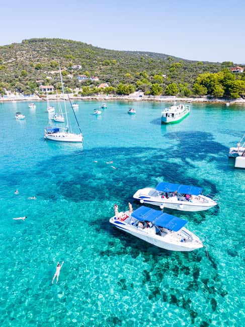 Split/Trogir: Half-Day 3-Island Speedboat Adventure - Panoramic views of Trogir and Split while you cruise