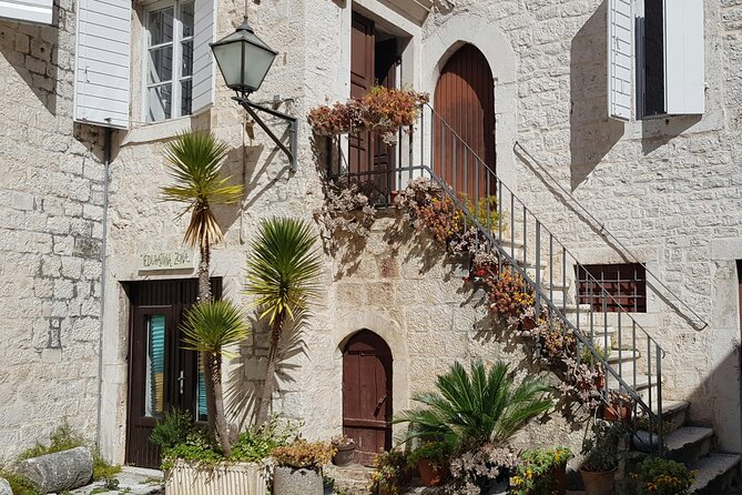 Split, Trogir & Klis: Private Tour with Local Guide in Luxury Van - Trogir’s Medieval Town, Cathedral Focus, and Lunch Time