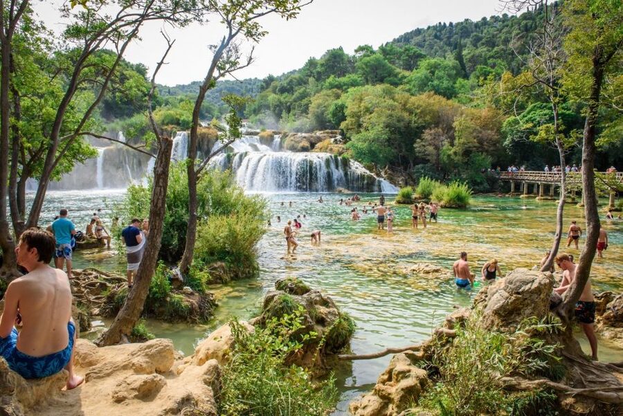 Split/Trogir: Krka National Park Day Trip with Wine Tasting - Wine tasting in a konoba: local flavors, not a souvenir factory