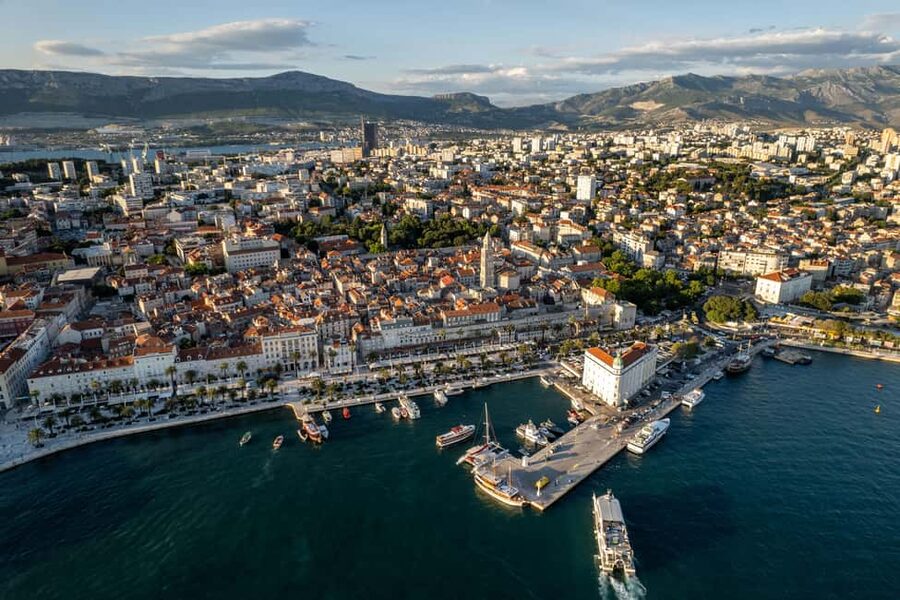 Sunset Cruise With Music and Views of Split Riviera - Getting to Obala Lazareta 3 Without Losing Time