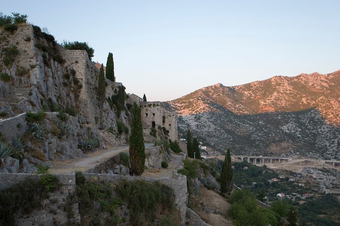 Sunset Klis Fortress Tour From Split with Sightseeing bus - Key highlights at a glance