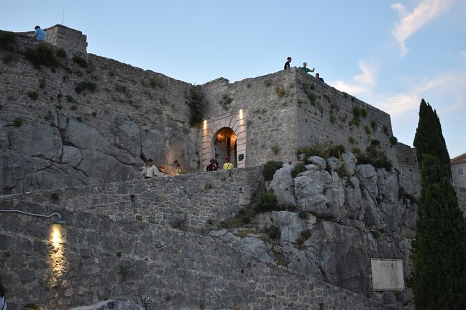 Sunset Klis Fortress Tour From Split with Sightseeing bus - Who should book this Klis sunset tour (and who should skip it)