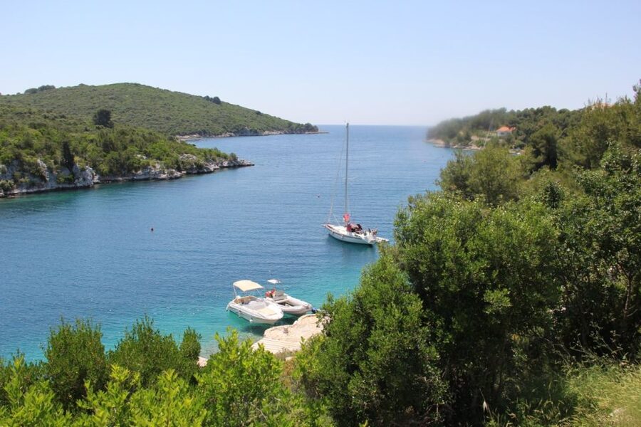 Trogir and Split Private Blue Lagoon & Šolta 3 Islands Tour - A Scenic Hidden Gem Stop: Short, But Useful for the Big Picture