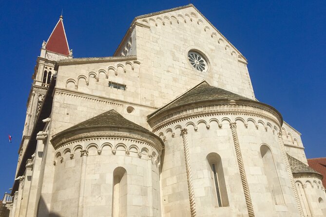 Trogir Tour with Sightseeing Bus from Split - A UNESCO Town You Can Actually Fit Into One Morning