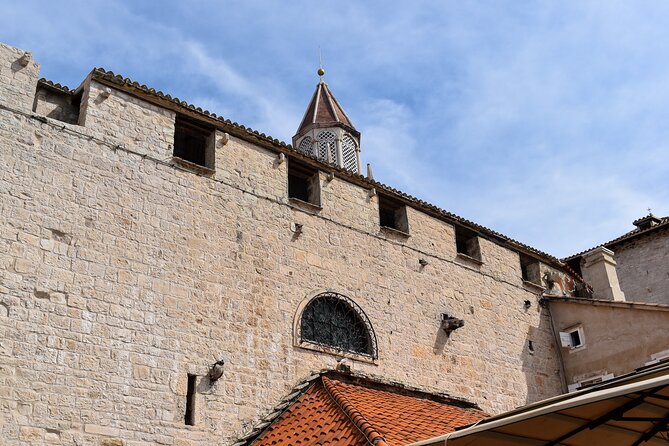 Trogir Tour with Sightseeing Bus from Split - Audio Guide in 8 Languages: Useful Support, Not Background Noise