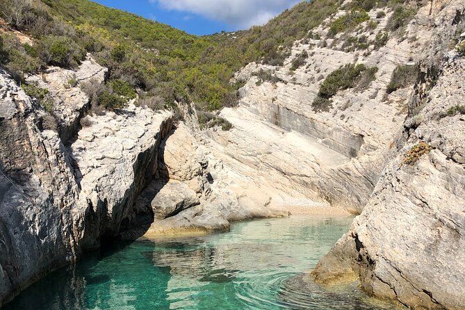 VIS Island (Mamma Mia Island) PRIVATE TOUR - Komiža village time: stone streets, local rhythm