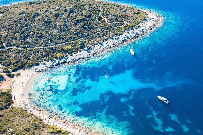VIS Island (Mamma Mia Island) PRIVATE TOUR - Vis island highlights: military tunnels and Mamma Mia spots