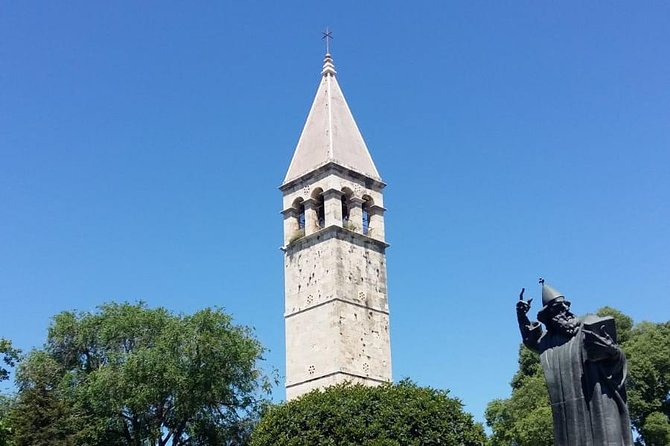 Walk through Split with an archeologist - Antonjeta Vulić Bilobrk, and what a detail-heavy guide style gives you