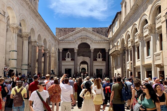 Walking tour of Split with an Art Historian - Let Me Pass and Vestibulum: tiny spaces, big stories, and good photo acoustics
